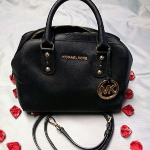 🎆SOLD🎆Michael Kors purse/crossbody